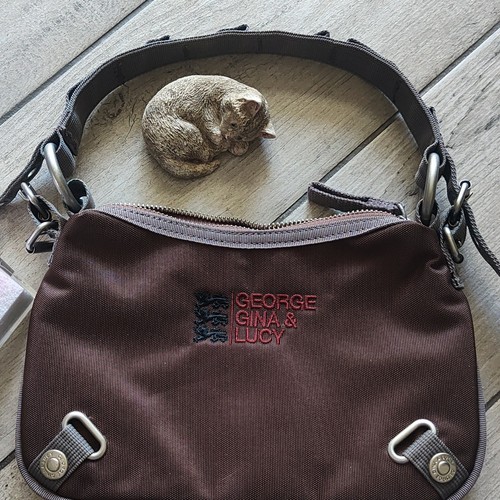 George gina lucy - &, borsa
